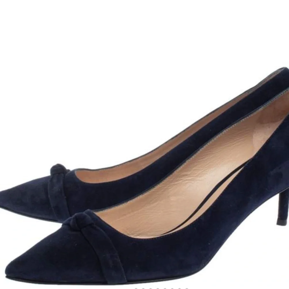 Stuart Weitzman Suede Fontaine Bow Pump Navy Size 7 1/2
